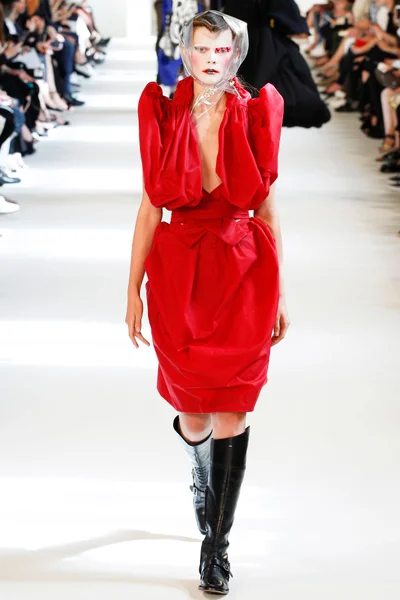 Look 5